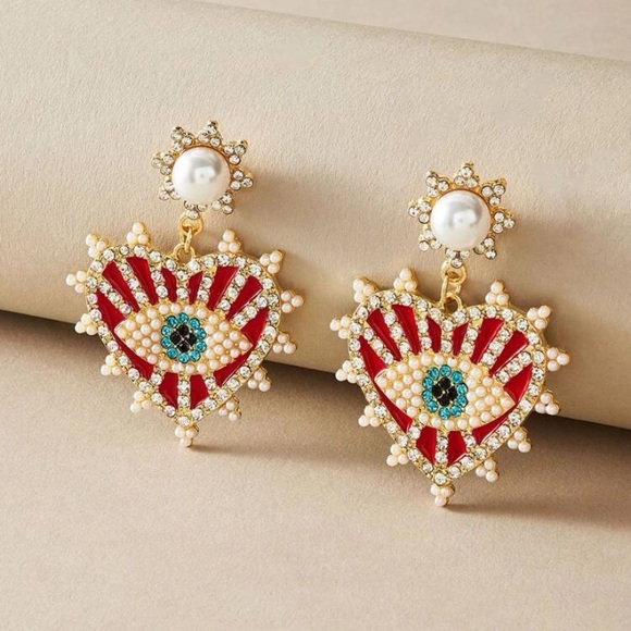 Jewelry - ✨7/$35✨”Braveheart” eye earrings